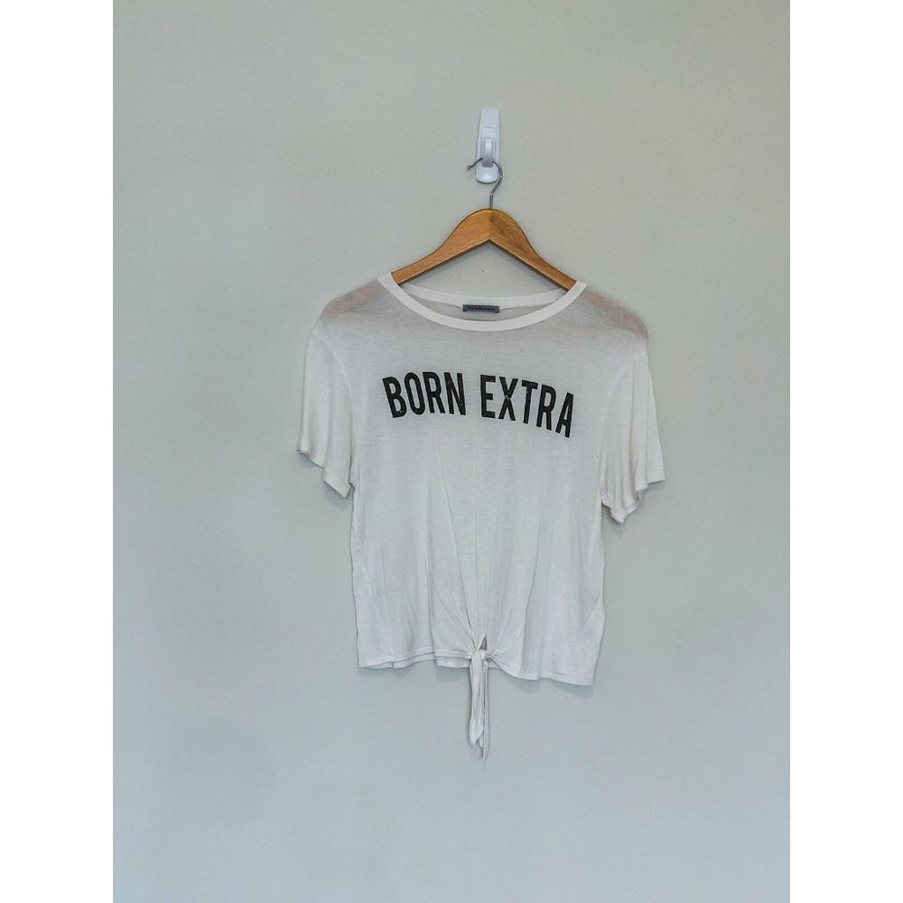 ⚡️3/$15 charlotte russe born extra tie front tee